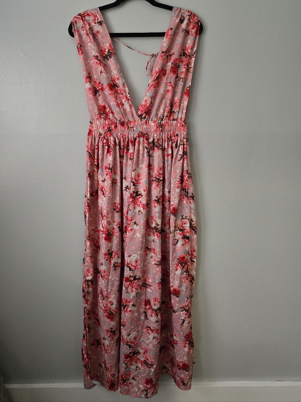 NWT America & Beyond Pink Floral Maxi Dress Open Back Beach Vacation Boho Size M